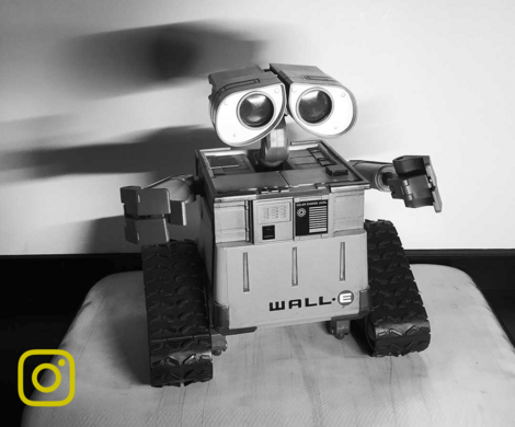 Digital Lovers: SMD & Pixars »WALL·E« … follow us!